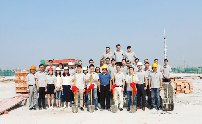 喜訊！百聯(lián)新建廠房建筑主體今日封頂！